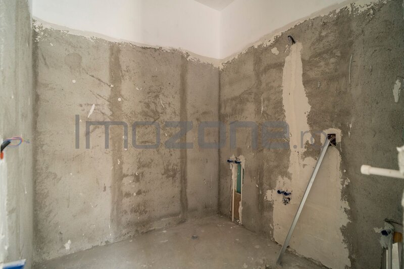 Drumul Taberei, Raul Doamnei, bloc nou, 2 camere,  parter inalt, balcon